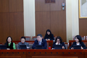 Даатгуулагчдыг төлөөлсөн гишүүнд нэр дэвшигчдийн сонсголын товыг тогтоож, даргалагчдыг томиллоо